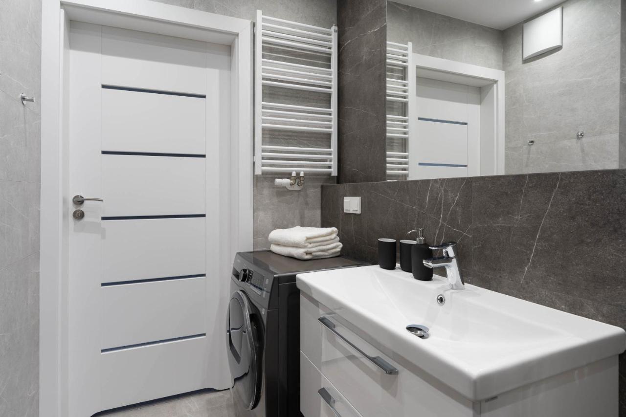Ina Rent - Przystan Letnica Apartment Гданск Екстериор снимка